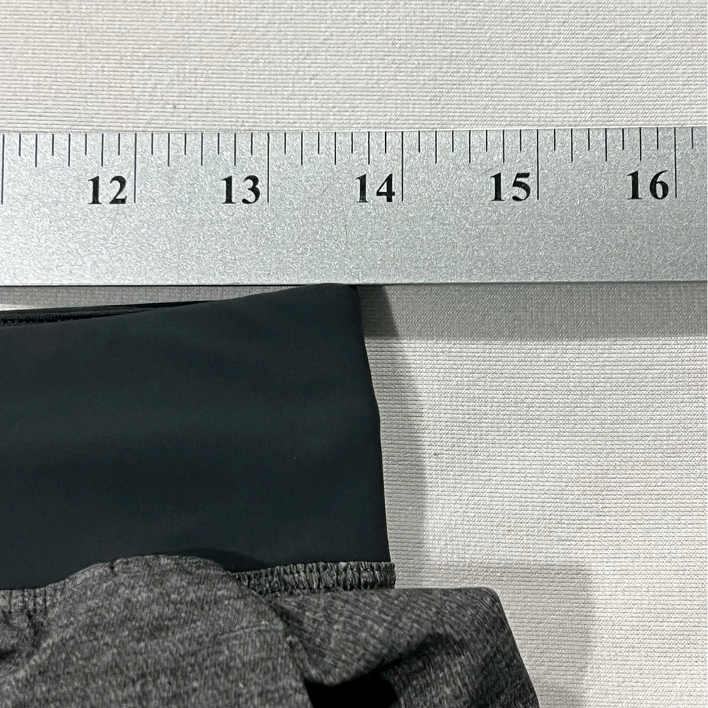Lot Of 3 Lululemon THE Shorts Athletic Men Black Gray Red 9" Inseam Size Small - Picture 16 of 16